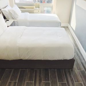Standard Twin Room Two Twin Beds